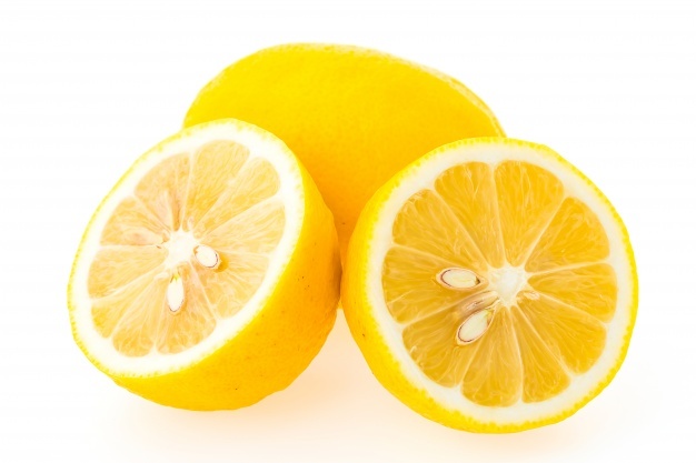 juicy-lemons_1203-1811.jpg#asset:945